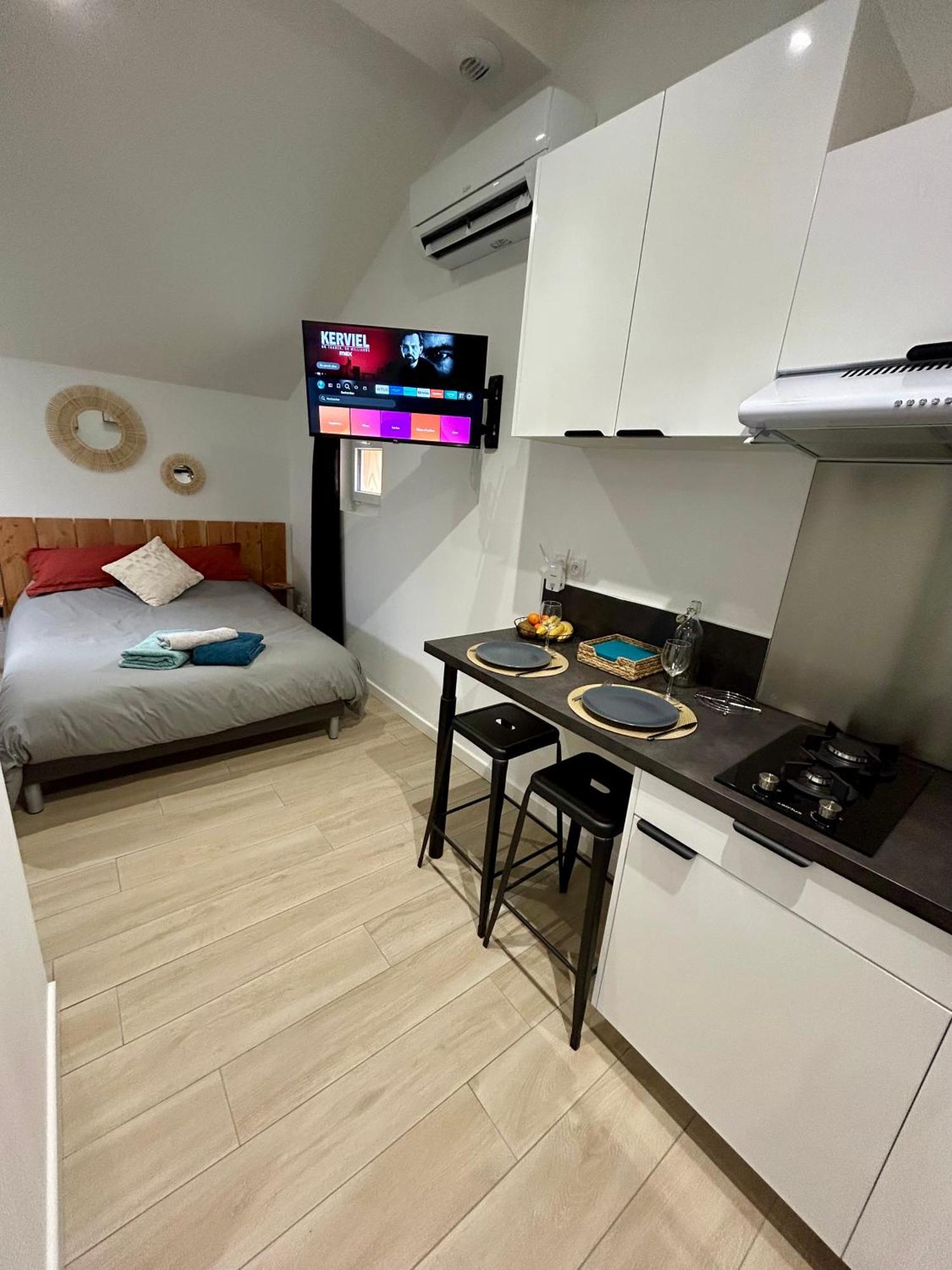 Tiny House De Charme Toute Equipee Le Pian-Médoc Eksteriør billede